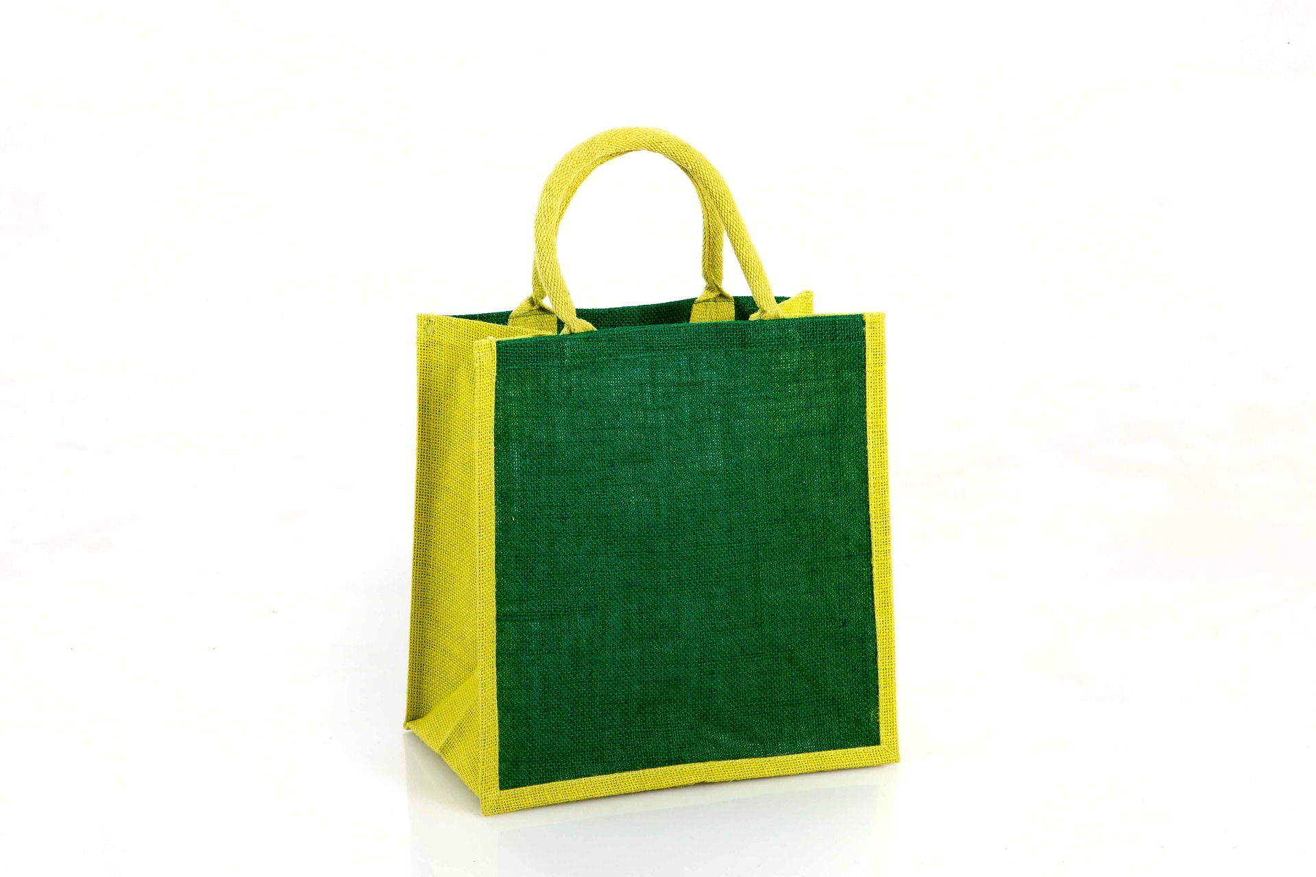 lespecialiste-bag-1431450_1920